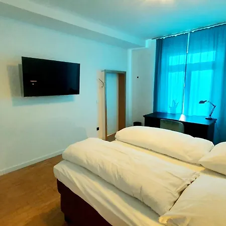 Helles Zimmer Mit Kingsize-Bett Mannheim Exterior photo